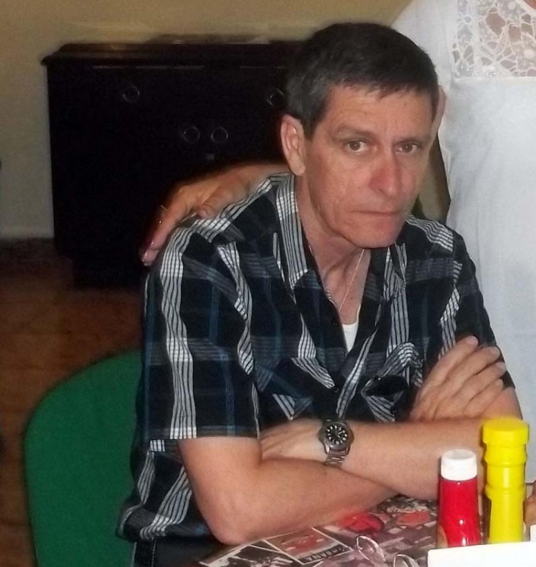 El poeta Raúl Tápanes