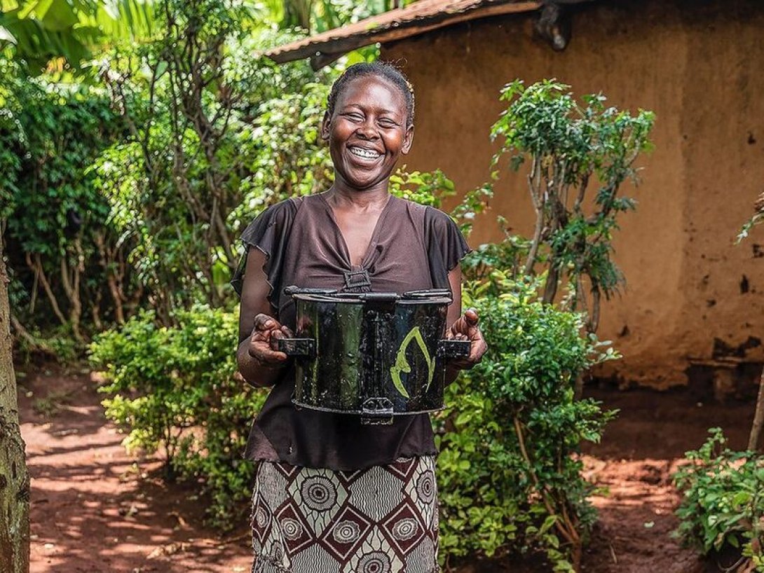 Estufas de Mukuru Clean Stoves benefician a las familias de bajos ingresos en África.