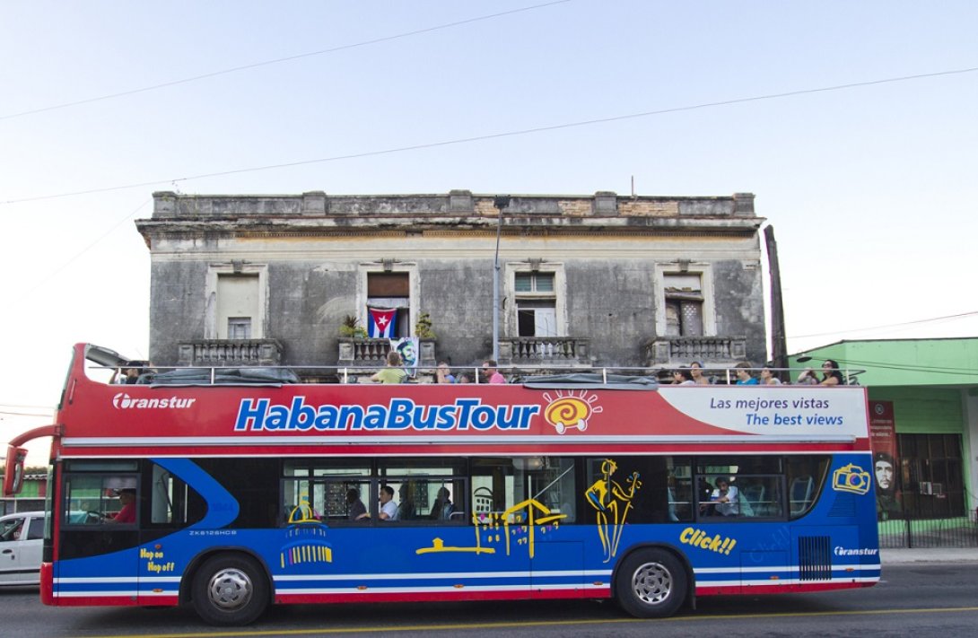 Habana Bus Tour. Turistas por La Habana