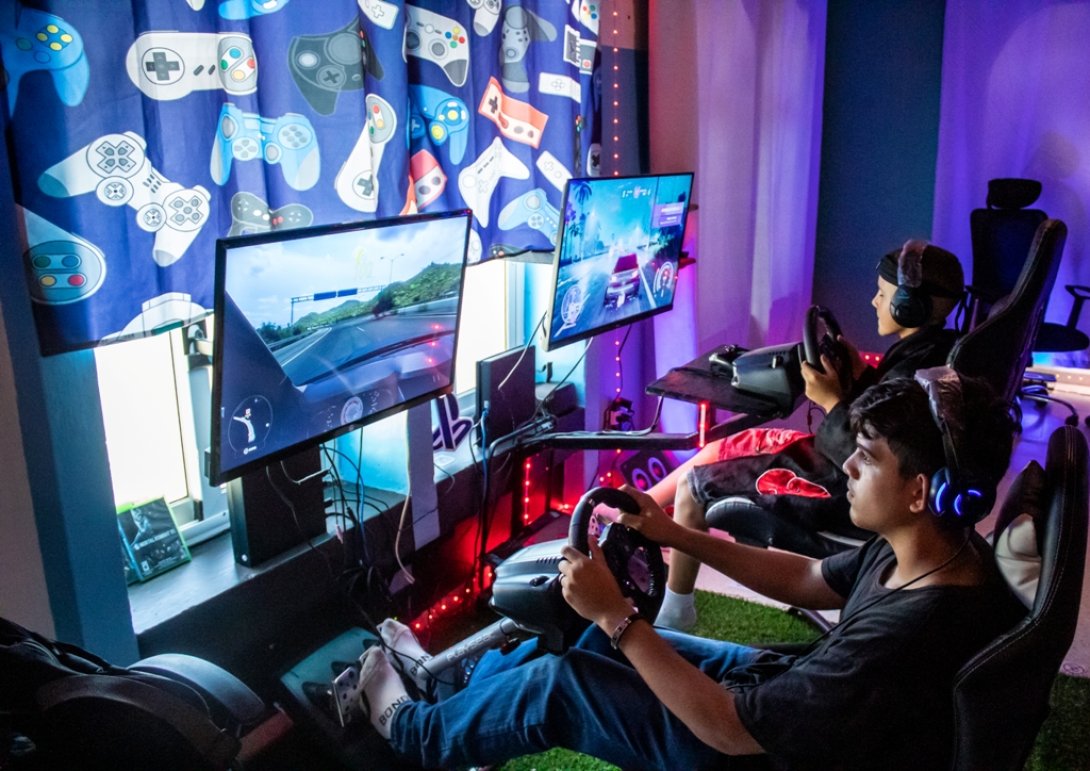 Gamers cubanos en un campeonato nacional de deportes electrónicos.