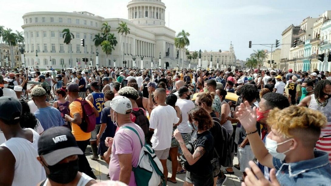 Protestas en Cuba. 11 de julio 2021. Frente al Capitolio en La Habana