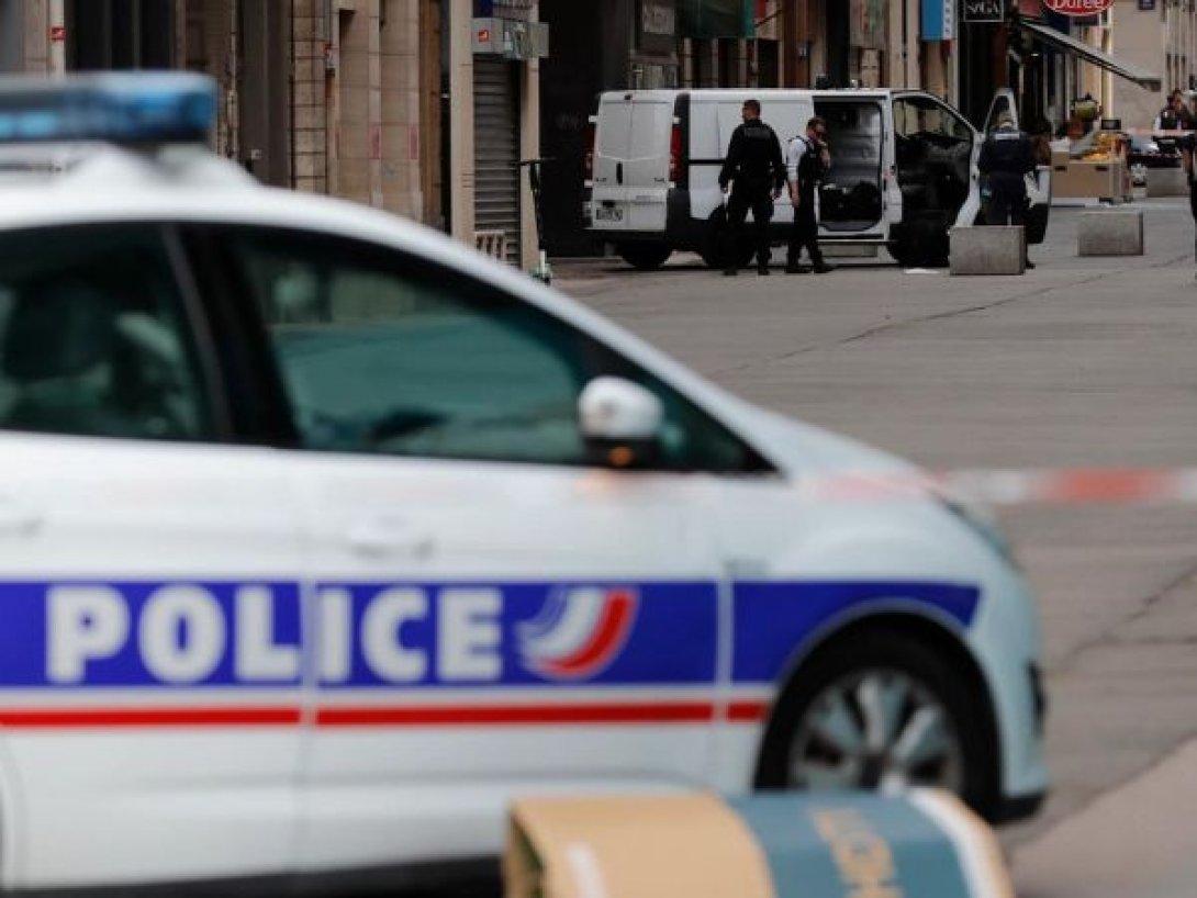 Auto de policía en Francia.