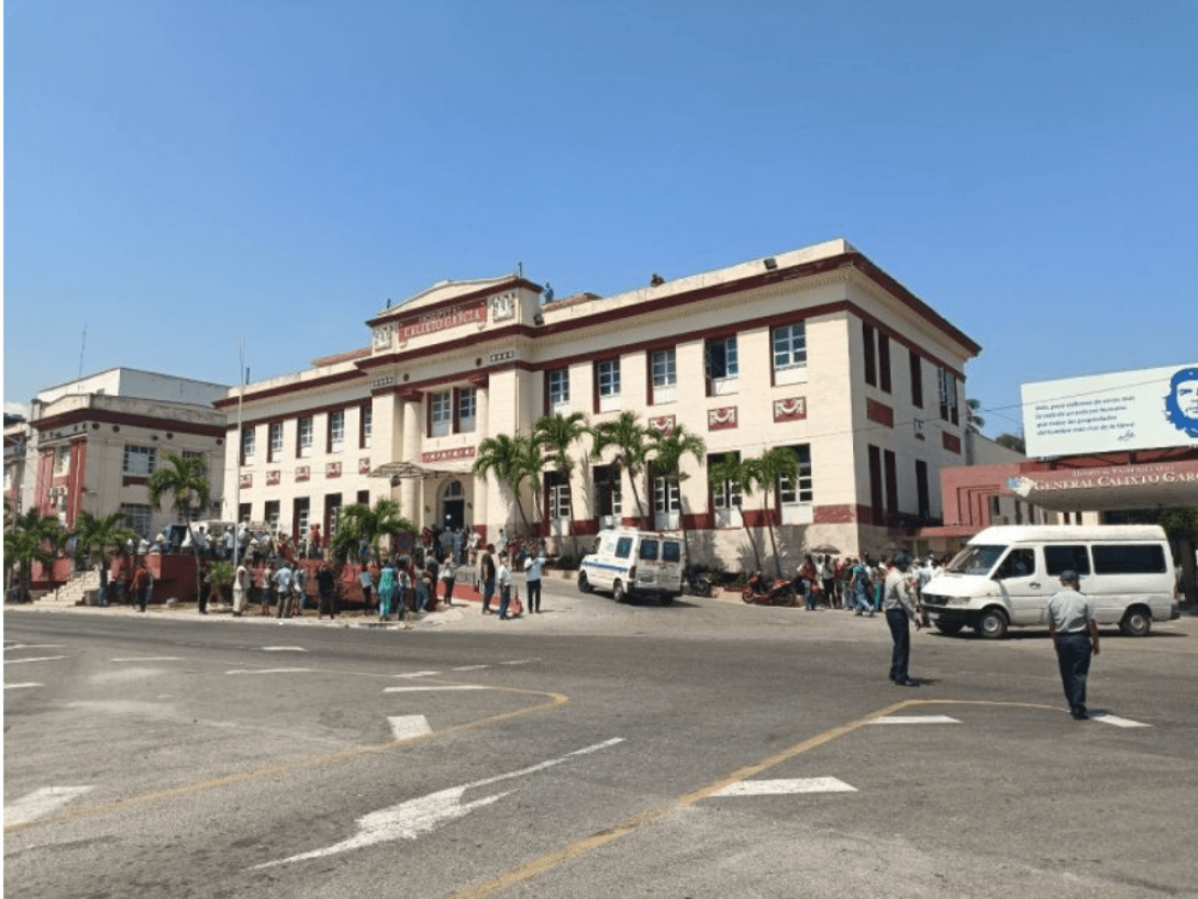 Hospital Calixto García en La Habana luego del accidente en el Hotel Saratoga. 