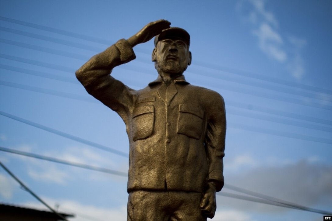 Estatua de Fidel Castro en Venezuela.