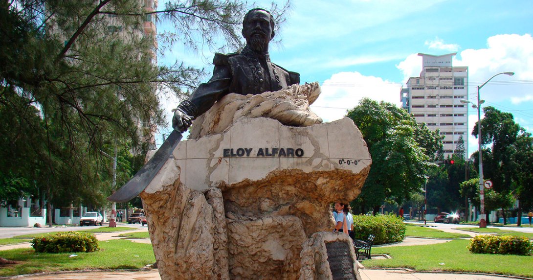 Monumento a Eloy Alfaro en la Avenida de los Presidentes (Calle G), La Habana.