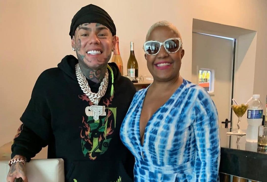 Haila junto al rapero estadounidense Tekashi 6ix9ine.