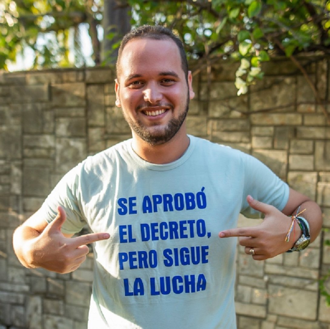 Javier Larrea, activista cubano por los derechos de los animales.