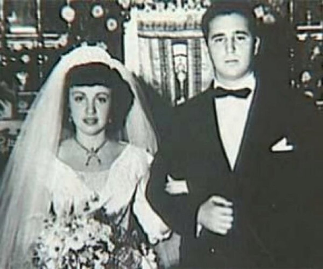 Mirta Díaz-Balart y Fidel Castro durante su boda en 1948.