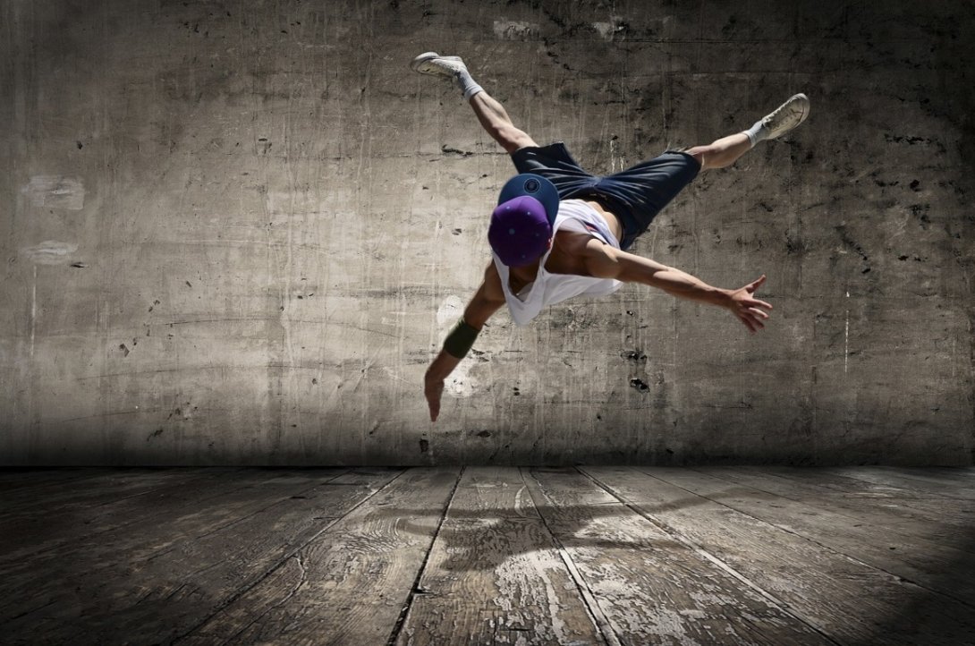 Street-dancer, hip hop.
