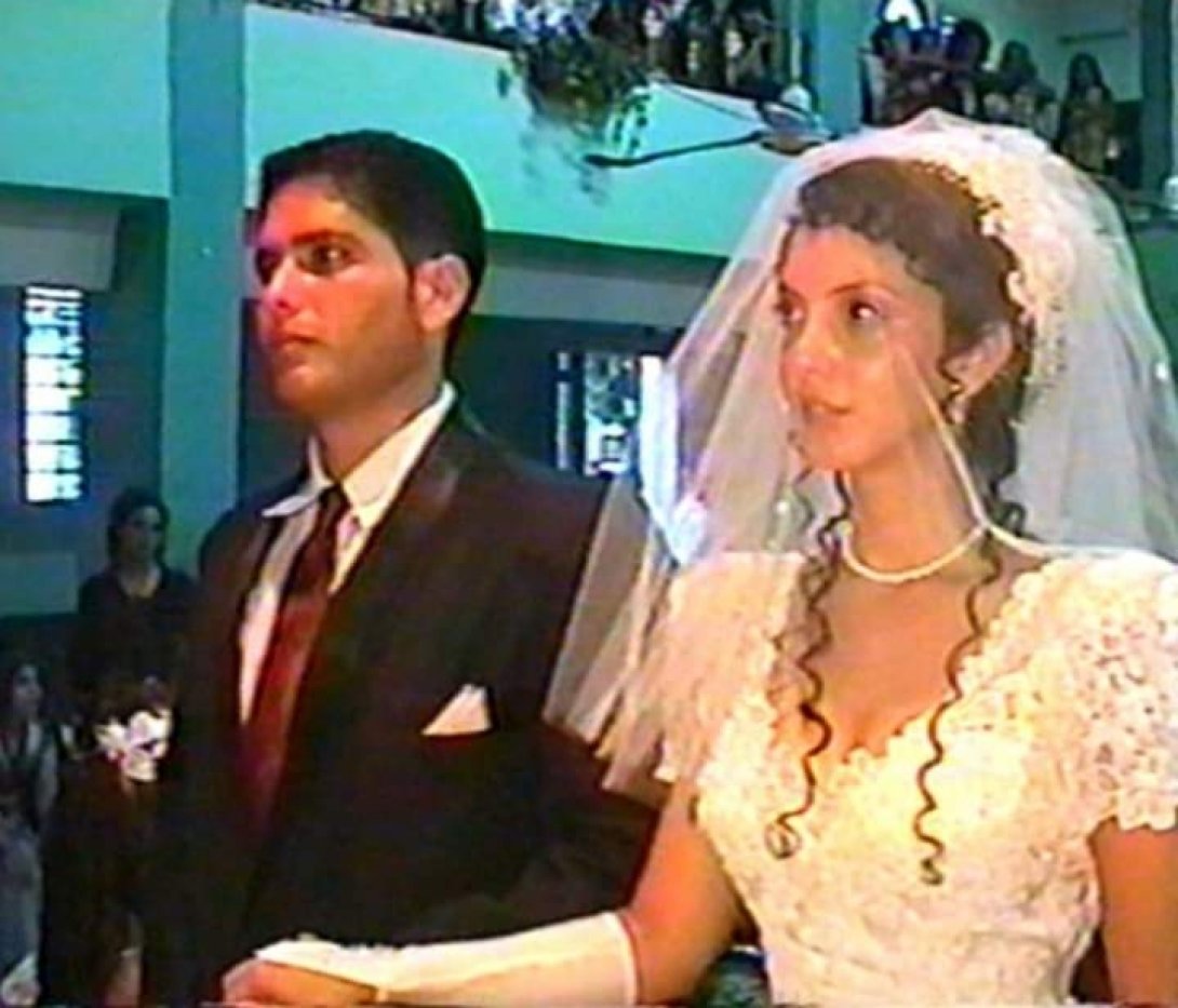 Edrinson Naranjo y su esposa, Milagros Marrero, durante su boda. 