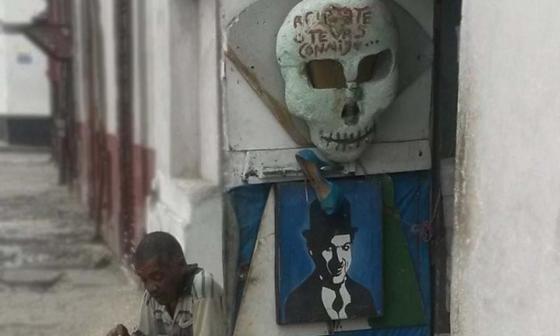 Calavera pintada en una pared en La Habana. Foto: Francis Sánchez