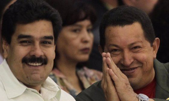 Nicolás Maduro y Hugo Chávez.