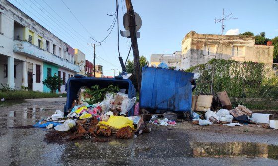 Microvertedero en La Habana