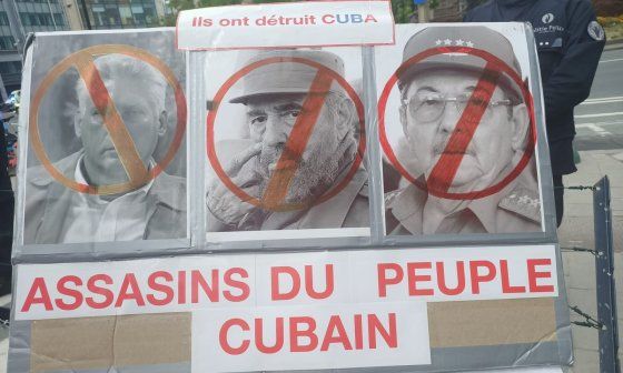 Una de las pancartas mostradas en la protesta de Bruselas.