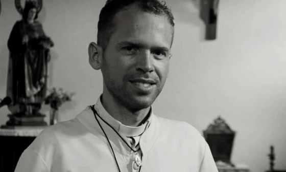 Padre Kenny, sacerdote católico cubano.
