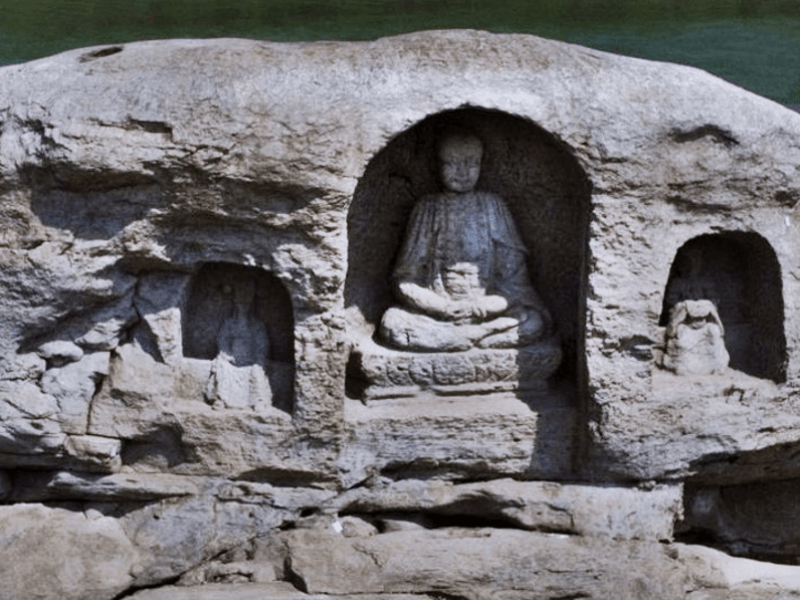 Estatuas ocultas en China.