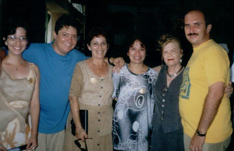 Poetas cubanos: Liudmila Quincoses, Otilio Carvajal, Carmen H. Peña, Ileana Álvarez, Carilda Oliver Labra, Francis Sánchez. |  Imagen:  